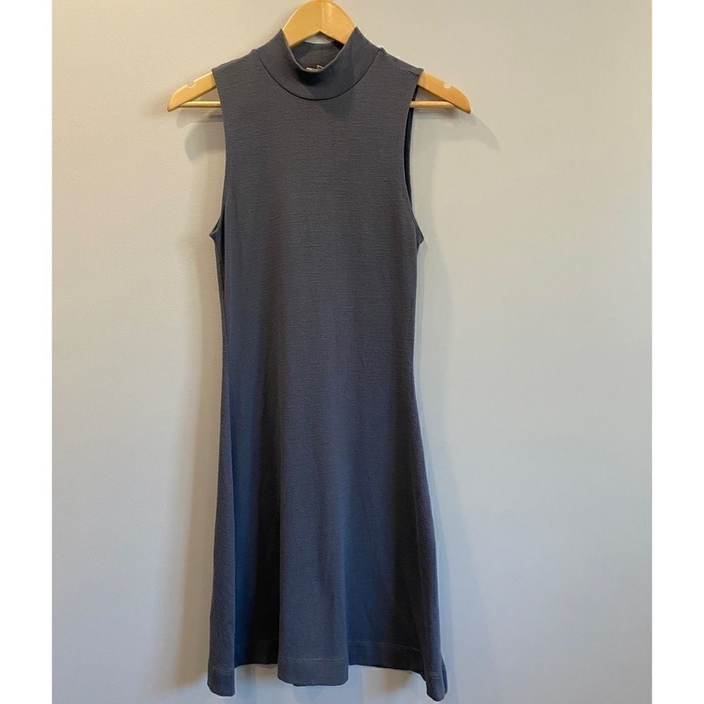 Aritzia Wilfred Free Gray Sleeveless Dress